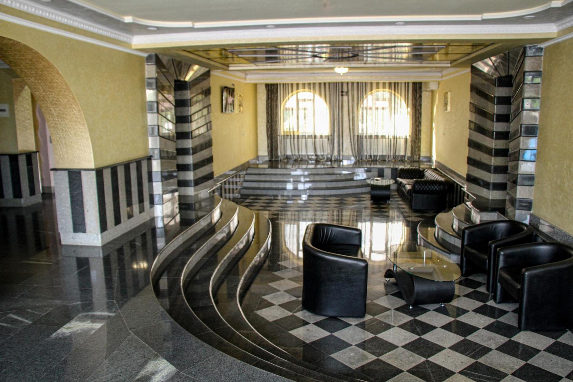 Grand Hotel Kapan, Armenia Eksteriør billede
