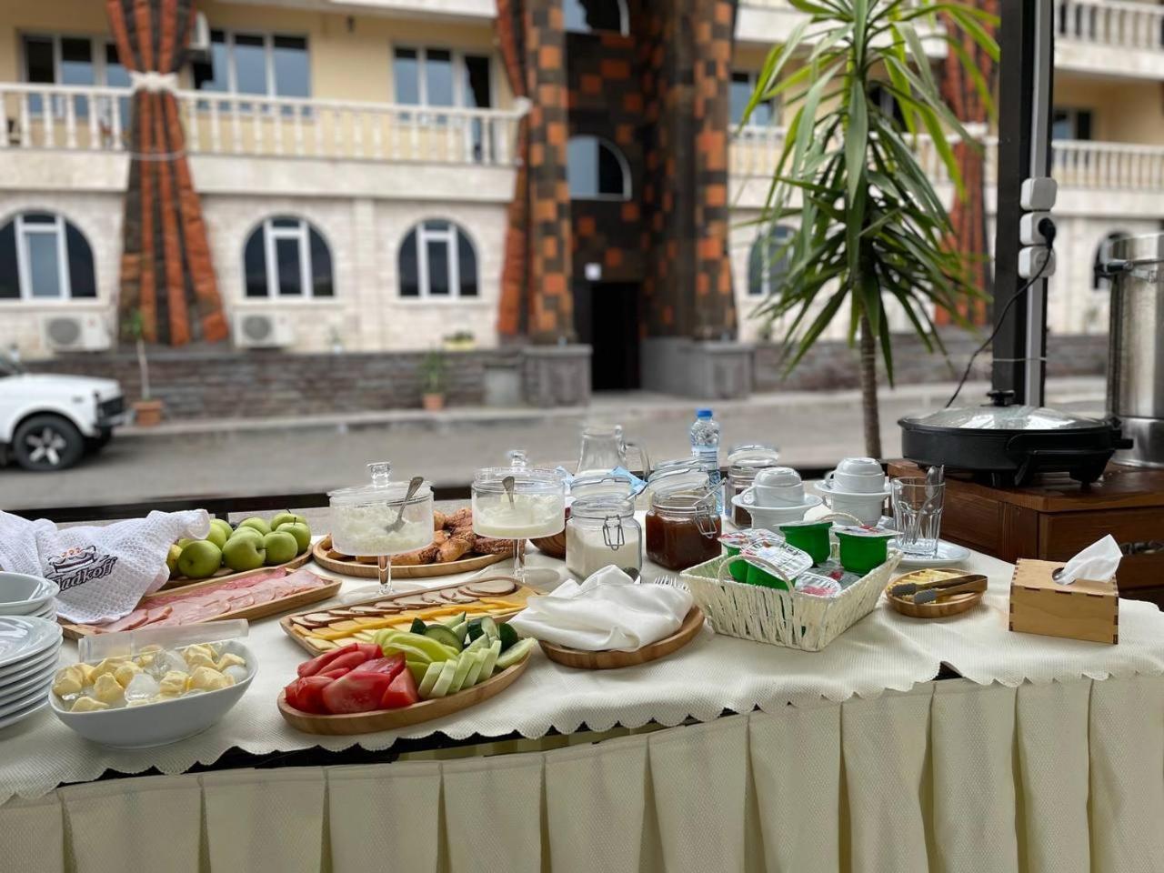 Grand Hotel Kapan, Armenia Eksteriør billede